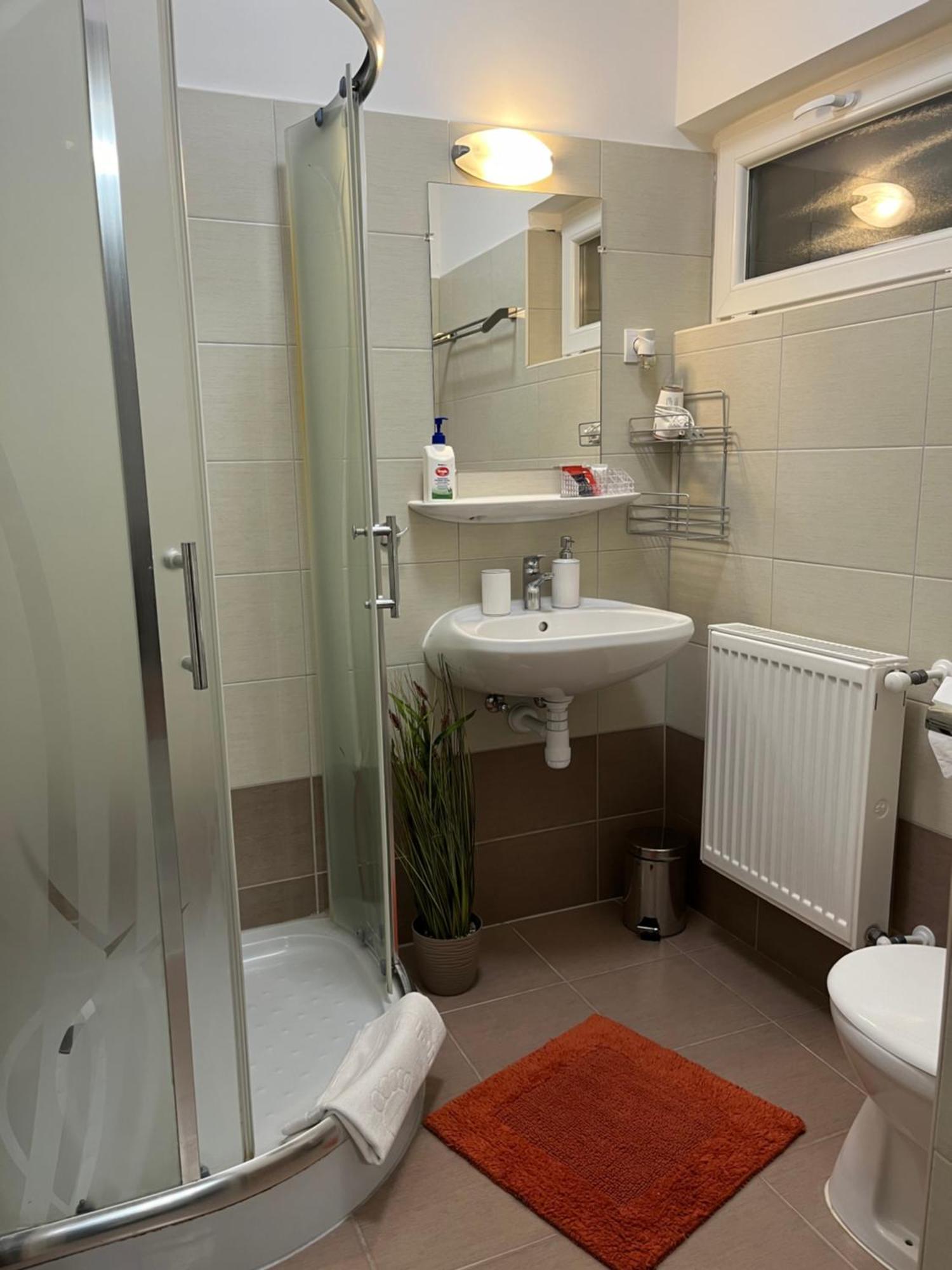 Oreo Apartman Eger Quarto foto